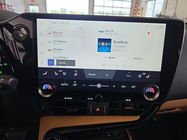 2025 Lexus NX 350h Premium