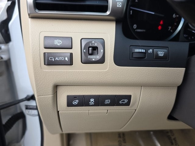 2014 Lexus LX 570 Luxury