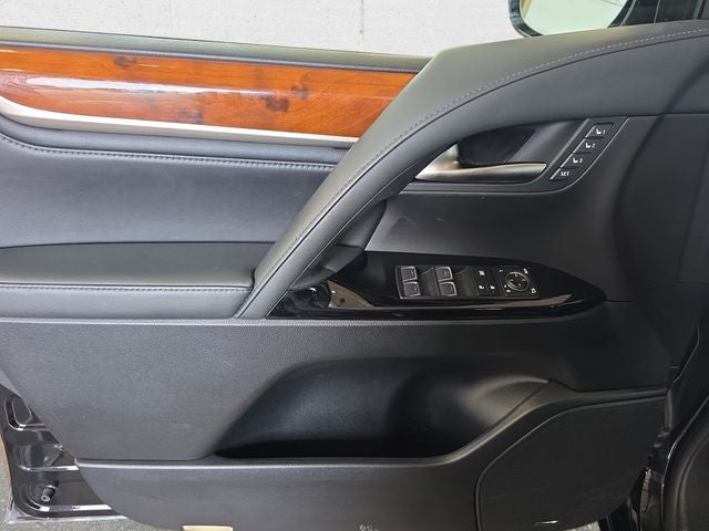 2018 Lexus LX 570