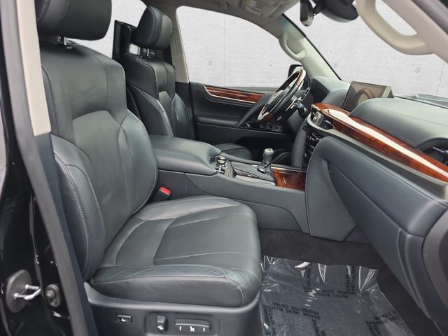 2019 Lexus LX 570