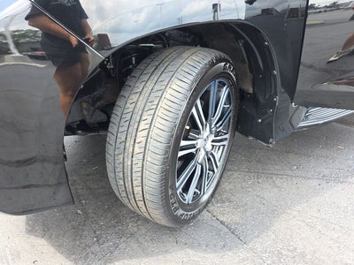 2019 Lexus LX 570