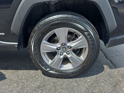 2025 Toyota RAV4 Hybrid LE