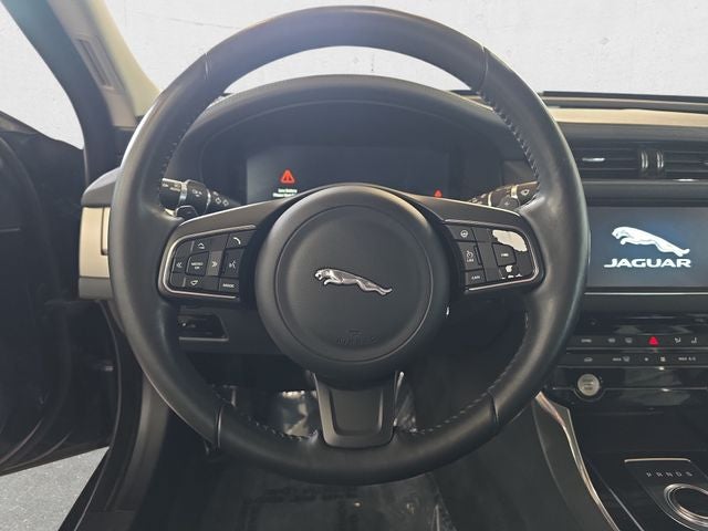 2017 Jaguar XF 35t Prestige