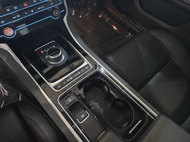 2017 Jaguar XF 35t Prestige