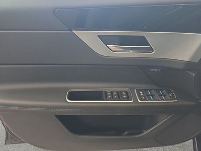 2017 Jaguar XF 35t Prestige