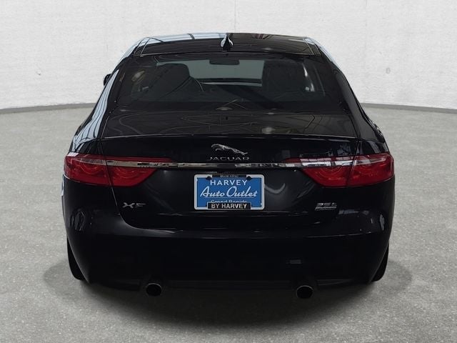 2017 Jaguar XF 35t Prestige