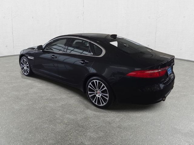 2017 Jaguar XF 35t Prestige