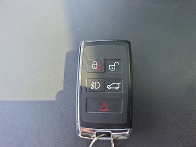 2025 Land Rover Range Rover Sport SE