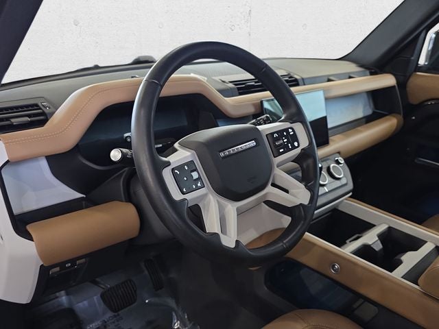2025 Land Rover Defender 110 X-Dynamic SE