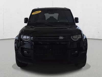 2025 Land Rover Defender 110 X-Dynamic SE
