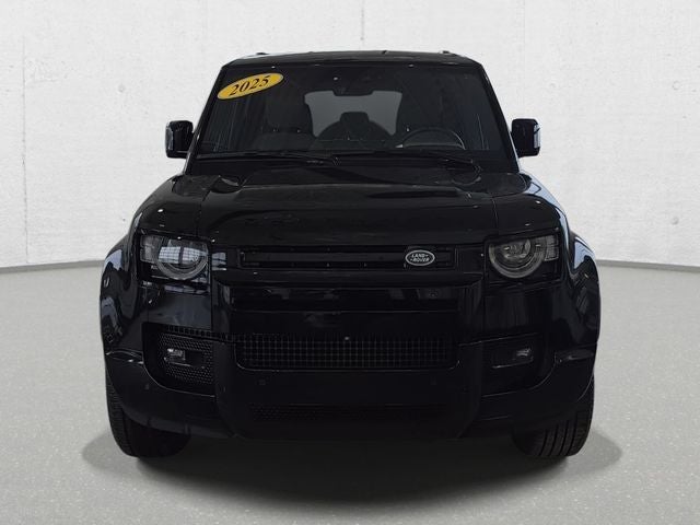 2025 Land Rover Defender 110 X-Dynamic SE