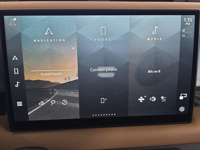 2025 Land Rover Defender 110 X-Dynamic SE