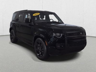 2025 Land Rover Defender 110 X-Dynamic SE