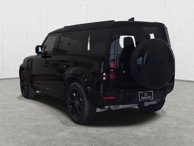 2025 Land Rover Defender 110 X-Dynamic SE