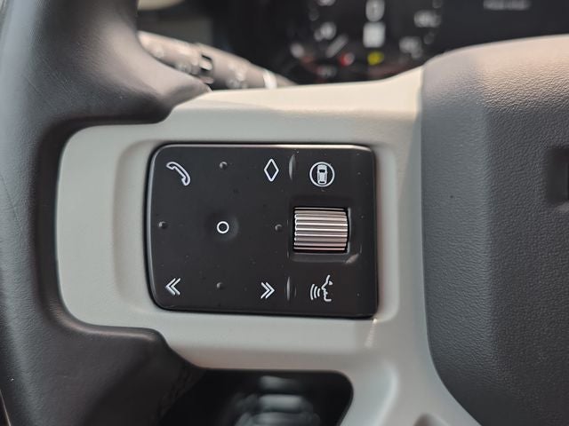 2024 Land Rover Defender 110 S