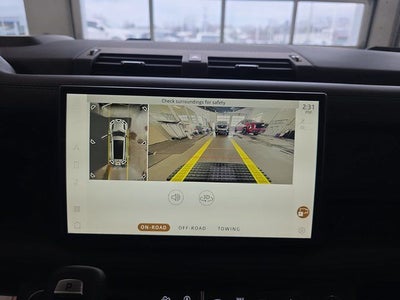 2024 Land Rover Defender 130 Outbound