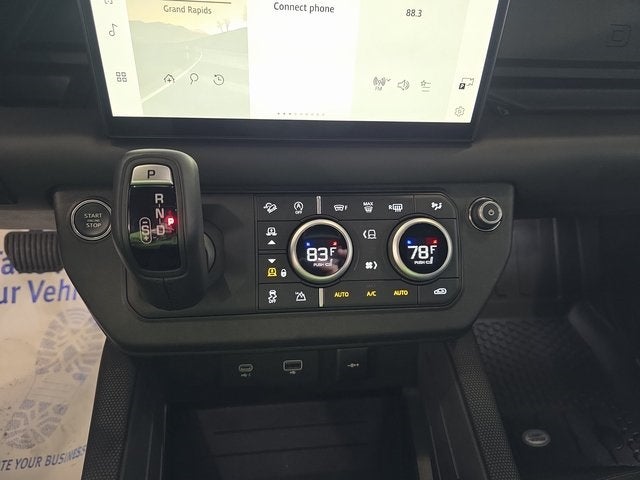 2024 Land Rover Defender 130 Outbound