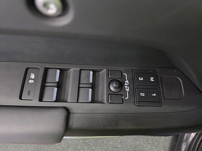 2024 Land Rover Defender 130 Outbound