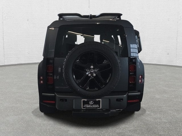2024 Land Rover Defender 130 Outbound