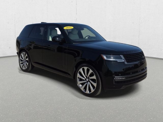 2025 Land Rover Range Rover SE
