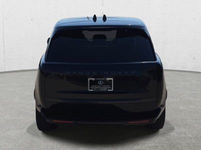2025 Land Rover Range Rover SE