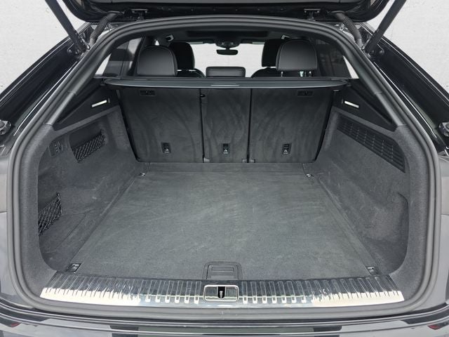 2023 Audi Q8 55 Prestige quattro