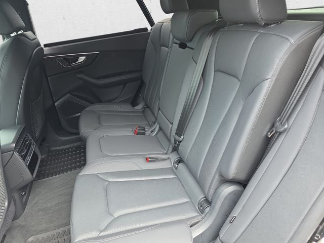2023 Audi Q8 55 Prestige quattro