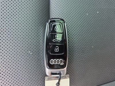 2023 Audi Q8 55 Prestige quattro