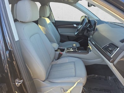 2023 Audi Q5 45 S line Premium quattro