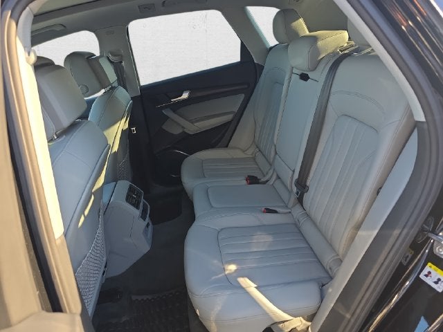 2023 Audi Q5 45 S line Premium quattro