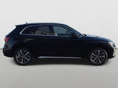 2023 Audi Q5 45 S line Premium quattro