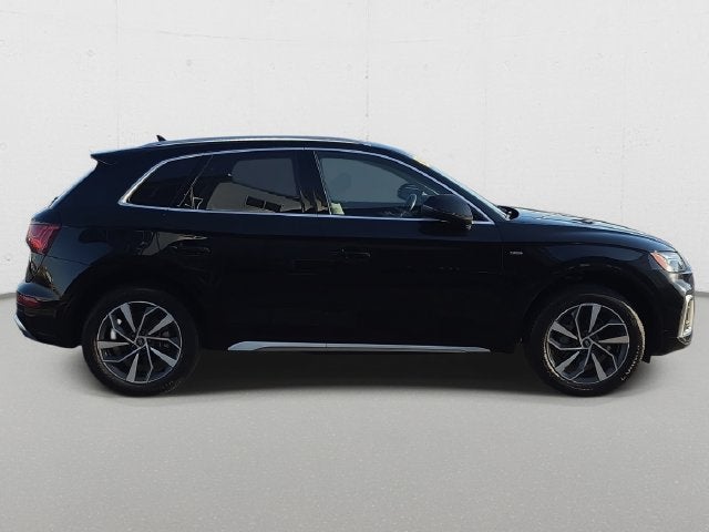 2023 Audi Q5 45 S line Premium quattro