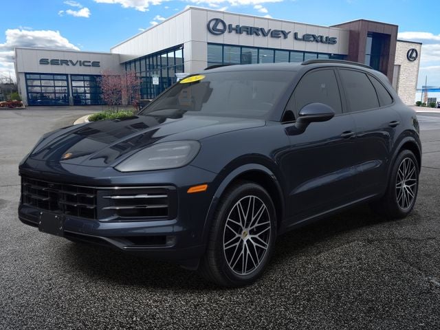 2024 Porsche Cayenne Base