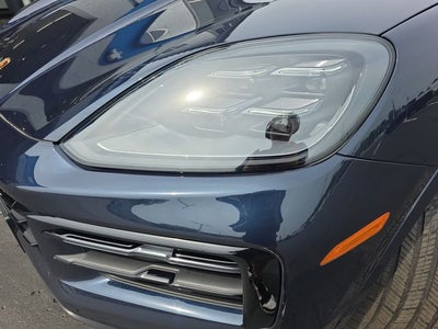 2024 Porsche Cayenne Base