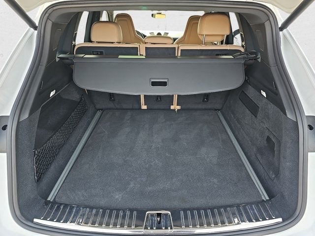 2023 Porsche Cayenne Base