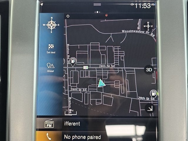 2022 Volvo XC40 R-Design