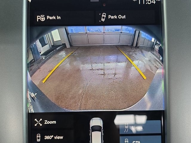 2022 Volvo XC40 R-Design