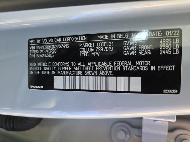 2022 Volvo XC40 R-Design