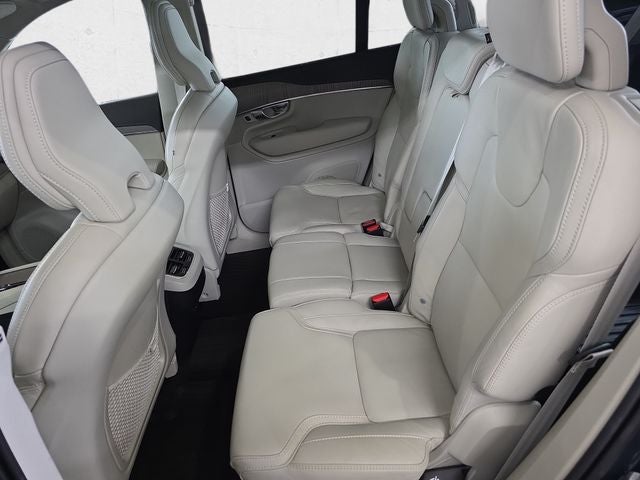2022 Volvo XC90 T6 Inscription