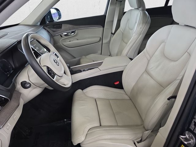 2022 Volvo XC90 T6 Inscription