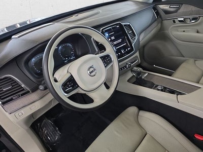 2022 Volvo XC90 T6 Inscription