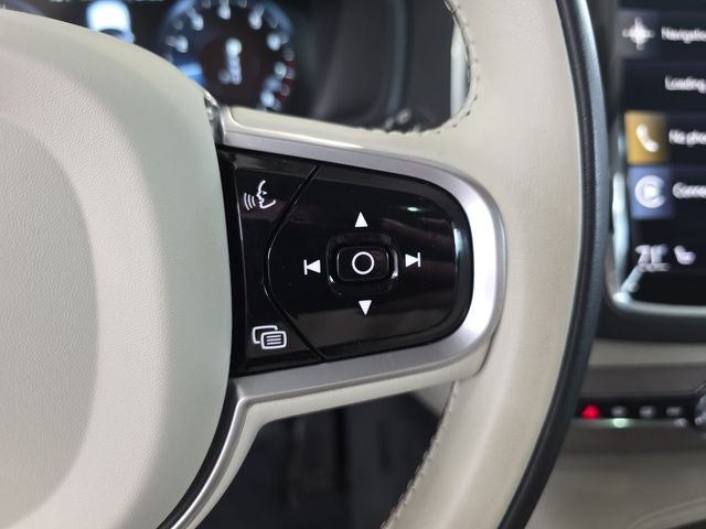 2022 Volvo XC90 T6 Inscription