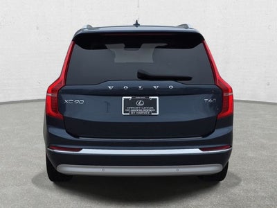 2022 Volvo XC90 T6 Inscription